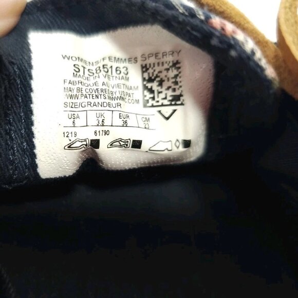 Women SPERRY Canvas Boat Loafers Flats Shoes 6 Plaid Navy Blue Coral Leather Tie - Picture 3 of 12